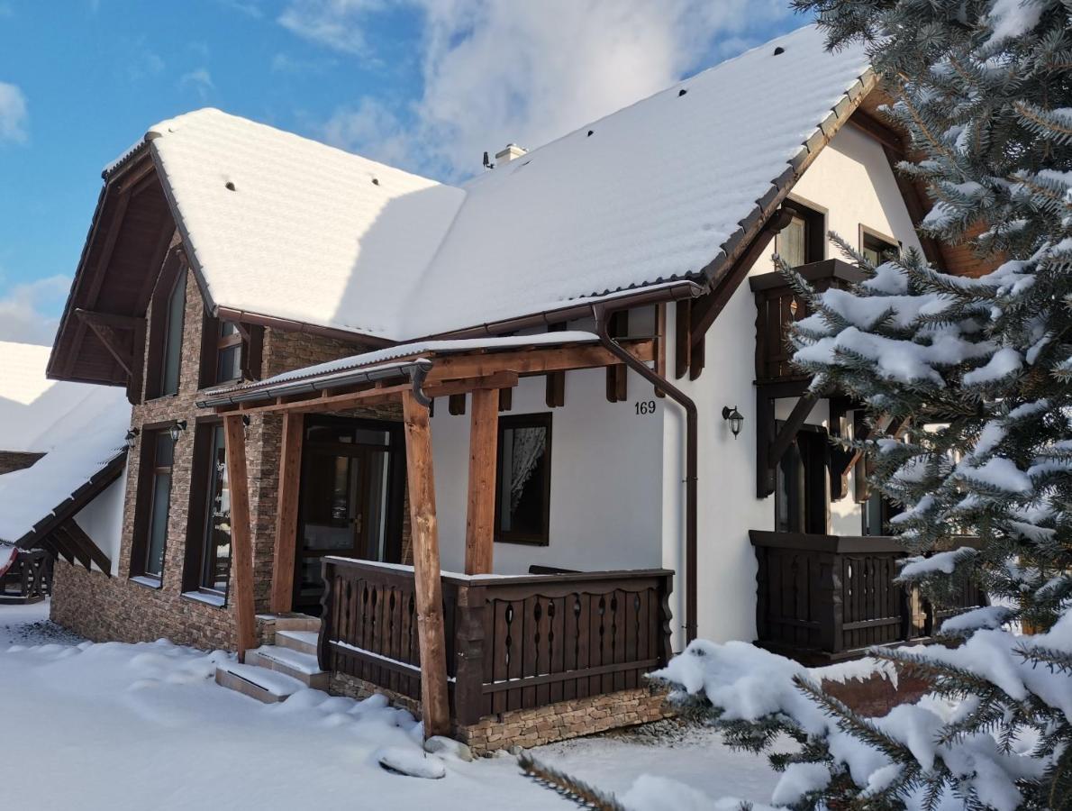Apartmánový dom Vila Maroš Pavčina Lehota Exteriér fotografie